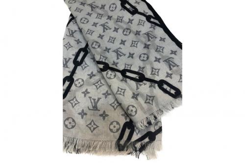 ストールのメンズ