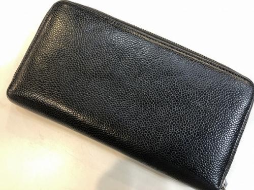 シャネルの長財布