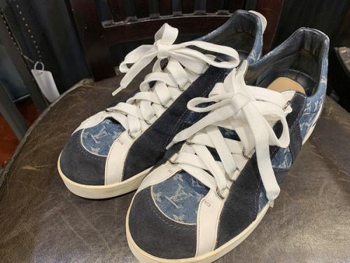 LOUIS VUITTON 　のルイ ヴィトン　