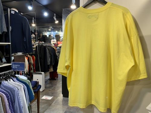 エレファントトライバルファブリックスのオーサイズTシャツ