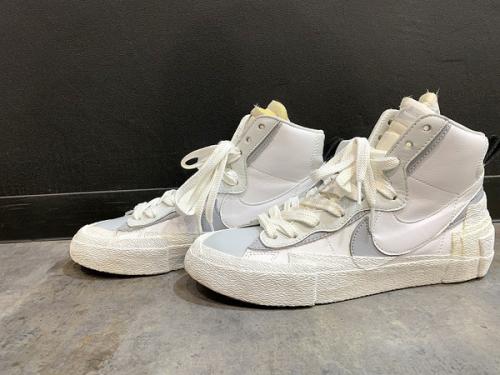 ナイキのハイカットスニーカー