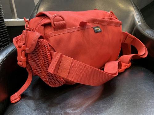 シュプリームのウエストバッグ