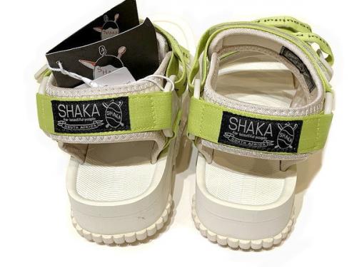 シャカ×ビューティフルピープルのサンダル