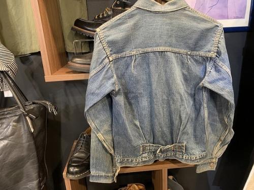 リーバイスのデニムジャケット
