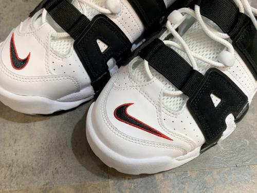 スニーカーのメンズ