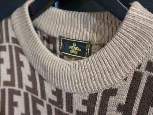 メンズのニット