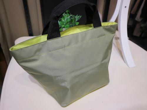 ﾊﾞｯｸﾞのレディース