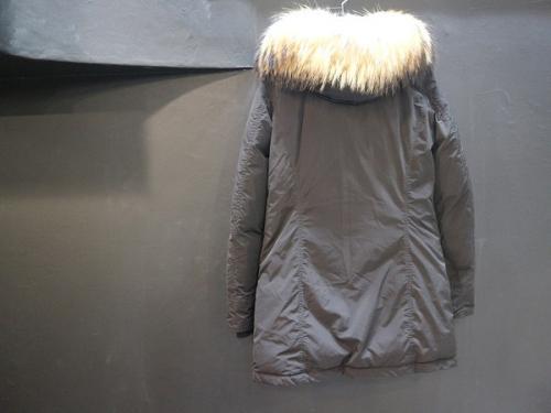 ウールリッチのダウンコート