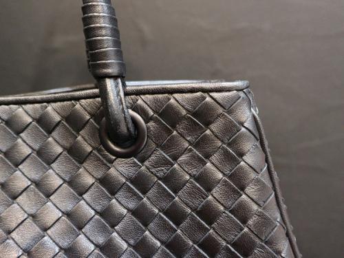 ボッテガベネタのバッグ