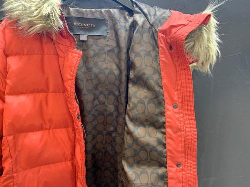 ダウンジャケットのレディース