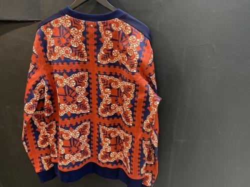 ヴァレンティノのスウェット