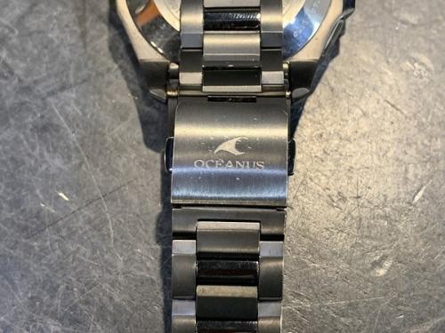 OCEANUSのリストウォッチ