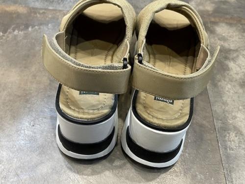 スニーカーソールサンダルのレディース