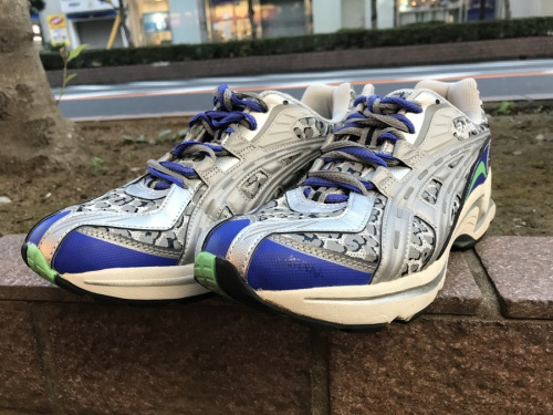 ストリートブランドのasics × AWAKE