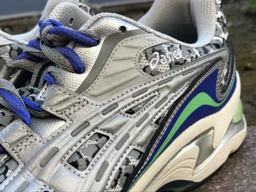 asics × AWAKEのアシックス × アウェイク