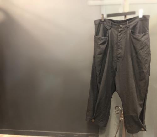 袴ワイドスラックスのメンズ