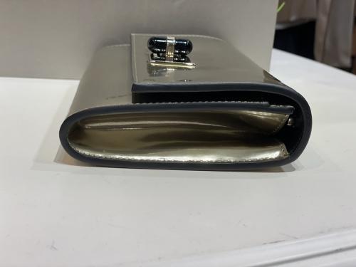 バッグのウォレット