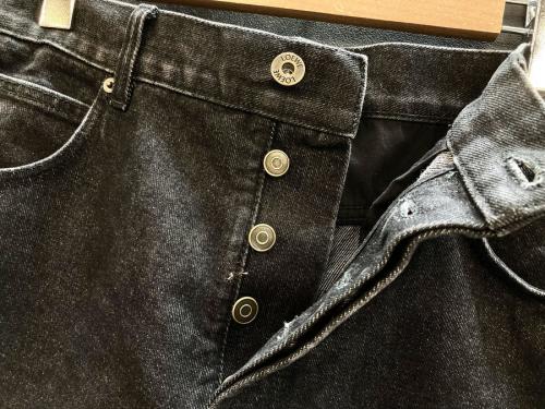 ロエベのボタンフライウォッシュドデニムパンツ/スリムレッグジーンズ