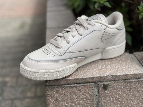 スニーカーのレディース