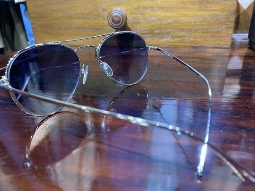 サングラスのメンズ