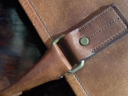 ツチヤカバンのガジェットスタジオキャリートートバッグ