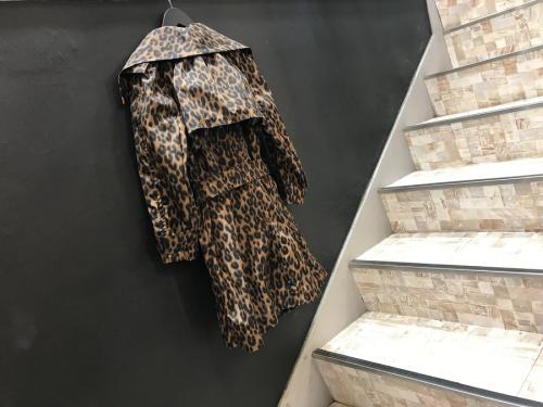 ルイヴィトンのレオパードコート