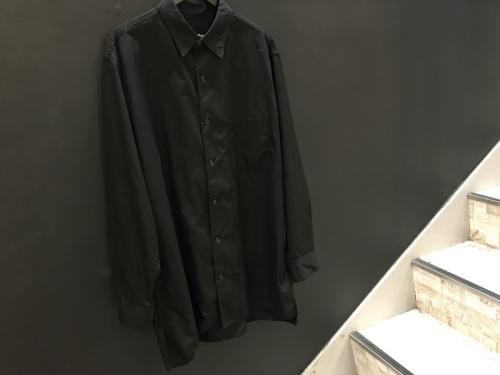ブラックスキャンダルヨージヤマモトのバックプリントオーバーシャツ