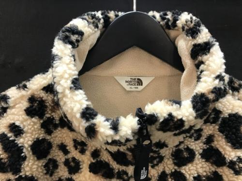 フリースジャケット