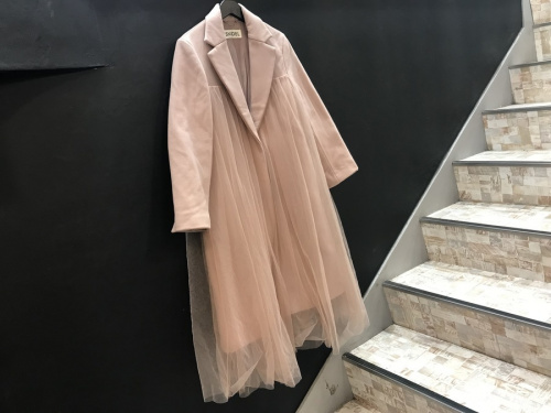 フェミニンブランドのsnidel