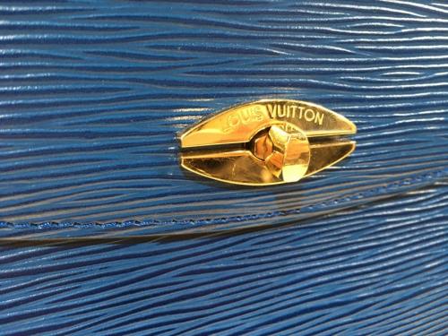 LOUIS VUITTONのルイ ヴィトン