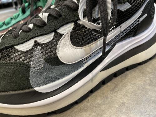 VARORWAFFLEのコラボスニーカー