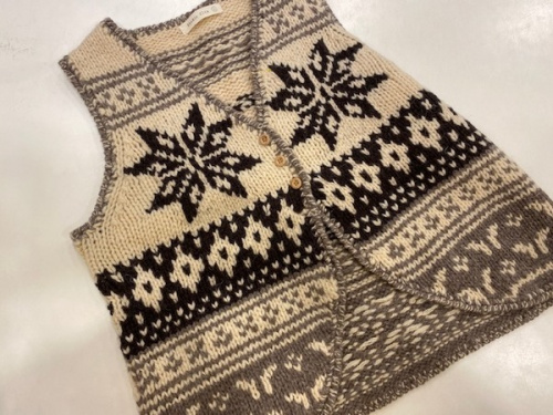 #古着屋の#ニットベスト
