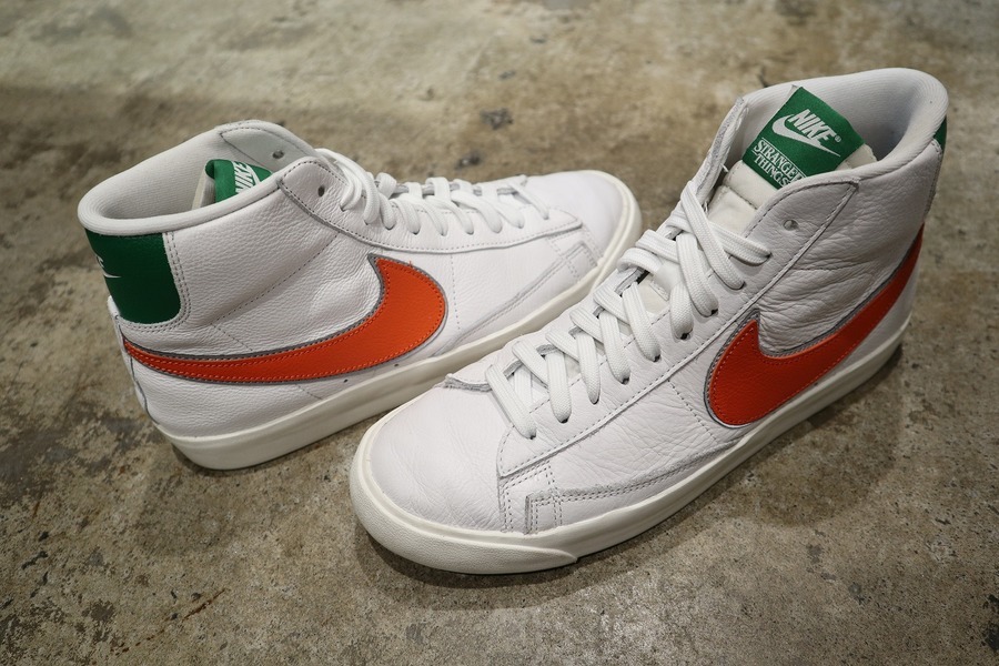 NIKE BLAZER MID QS HH STRANGER THINGS HAWKINS HIGH SCHOOL が入荷