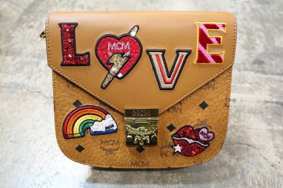 MCMのPatricia Love Patch Small Shoulder Bagが入荷致しました 