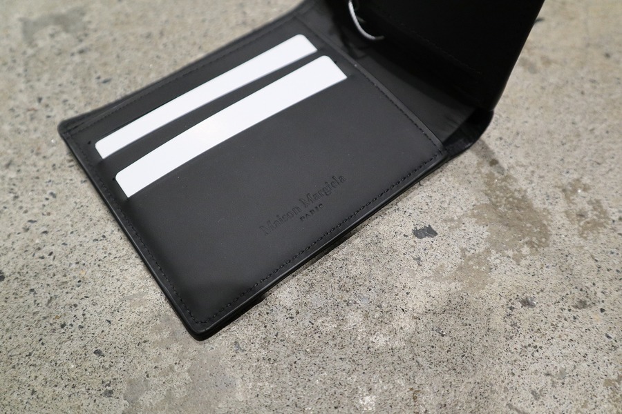 MAISON MARGIELA レザー バイフォールドウォレット www.eckomusic.com