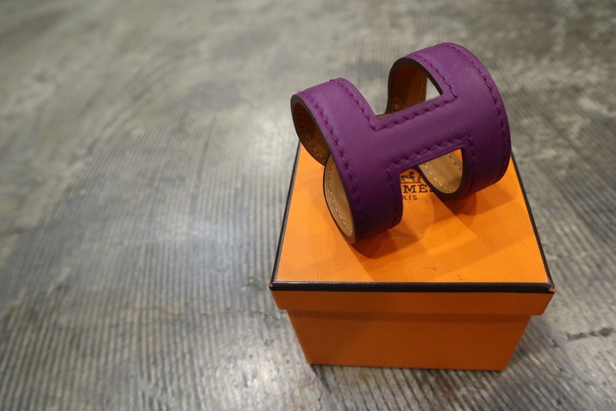 HERMES/エルメス】よりバングルアノブレスレットが入荷致しまし