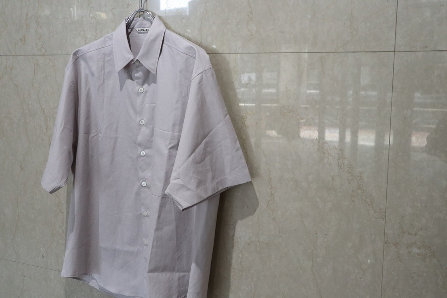 AURALEE/オーラリー】よりWASHED FINX TWILL HALF SLEEVED BIG SHIRTS