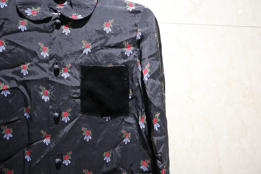 tricot COMME des GARCONS/トリコ コム デ ギャルソン】よりフラワー