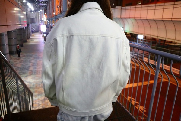 【美品】ACNE STUDIOS コットンツイル ジャケット 44 定価約8万円 Acne studios/アクネステュディオズ】より、コットンツイル