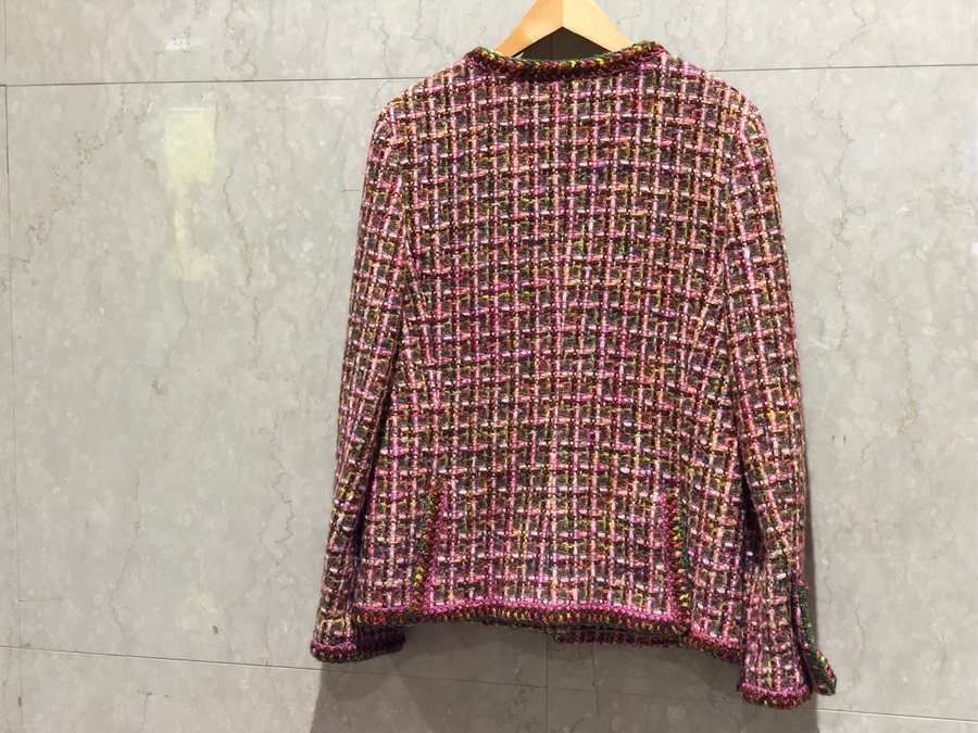 CHANEL/シャネル】よりブランド永遠の定番のツイードジャケットのご