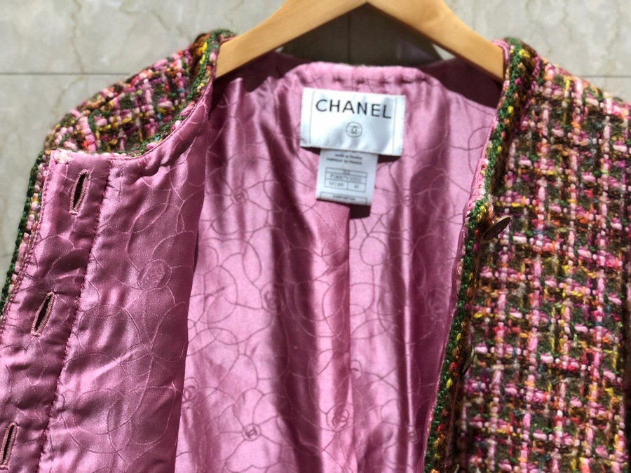 永遠の◇定番【CHANEL】ジャケット CHANEL/シャネル】よりブランド永遠の定番のツイードジャケット