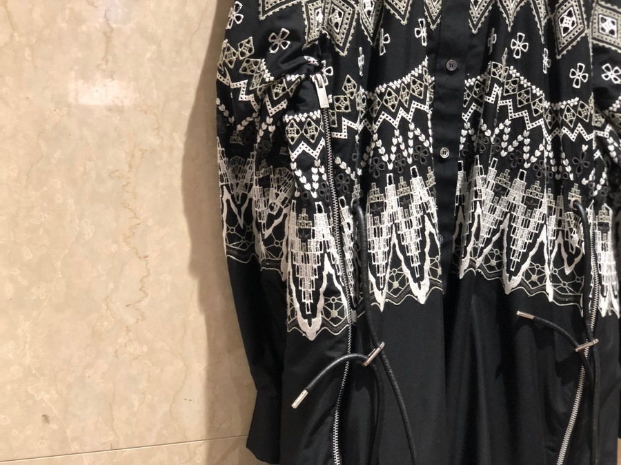 新品同様 sacai チェック ドッキングワンピース - メルカリ