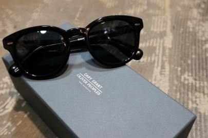 「レアアイテムのOLIVER PEOPLES 」