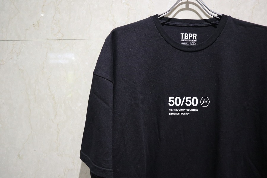 FRAGMENT DESIGN × TIGHTBOOTH PRODUCTION】より50/50TEEが入荷致し