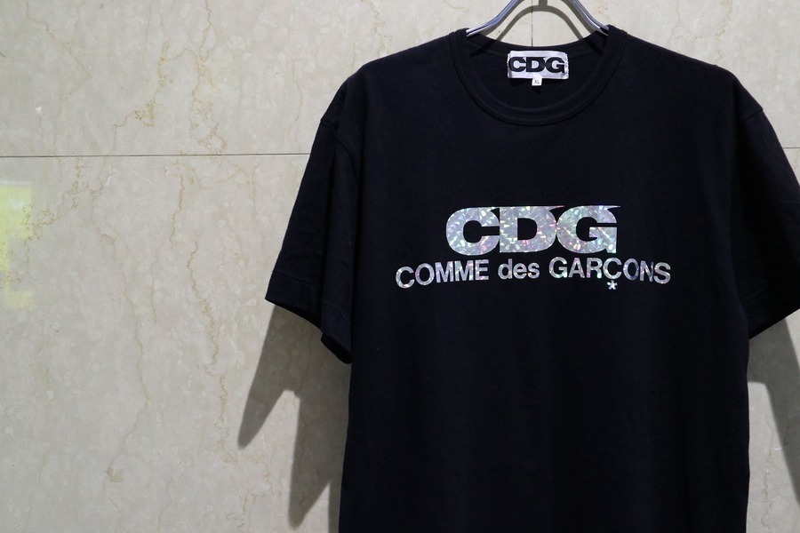 CDG LOGO T-SHIRT (COMME des GARCONS)