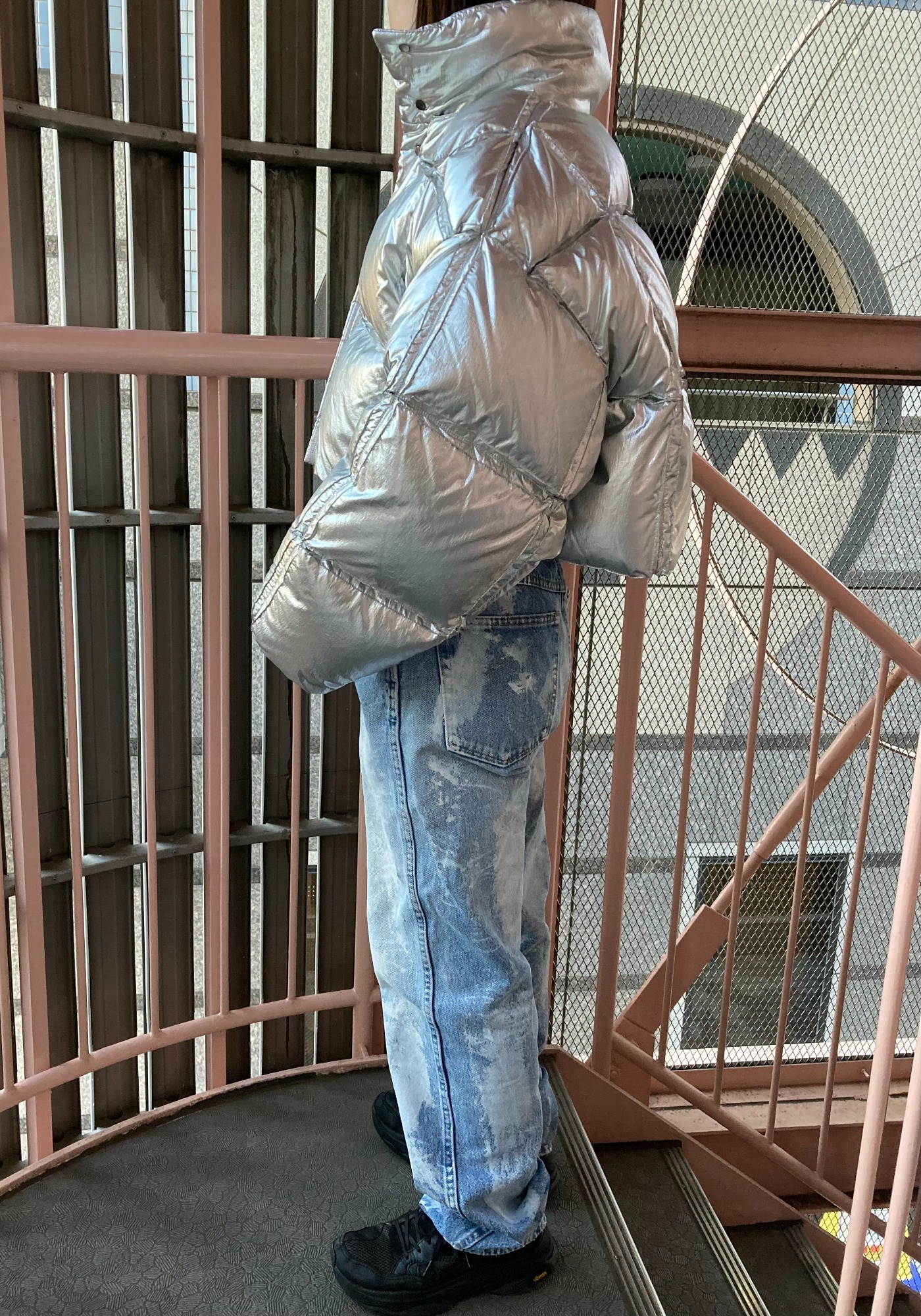 スタイル三軒茶屋店】OFFWHITE／ オフホワイトよりシャイニー