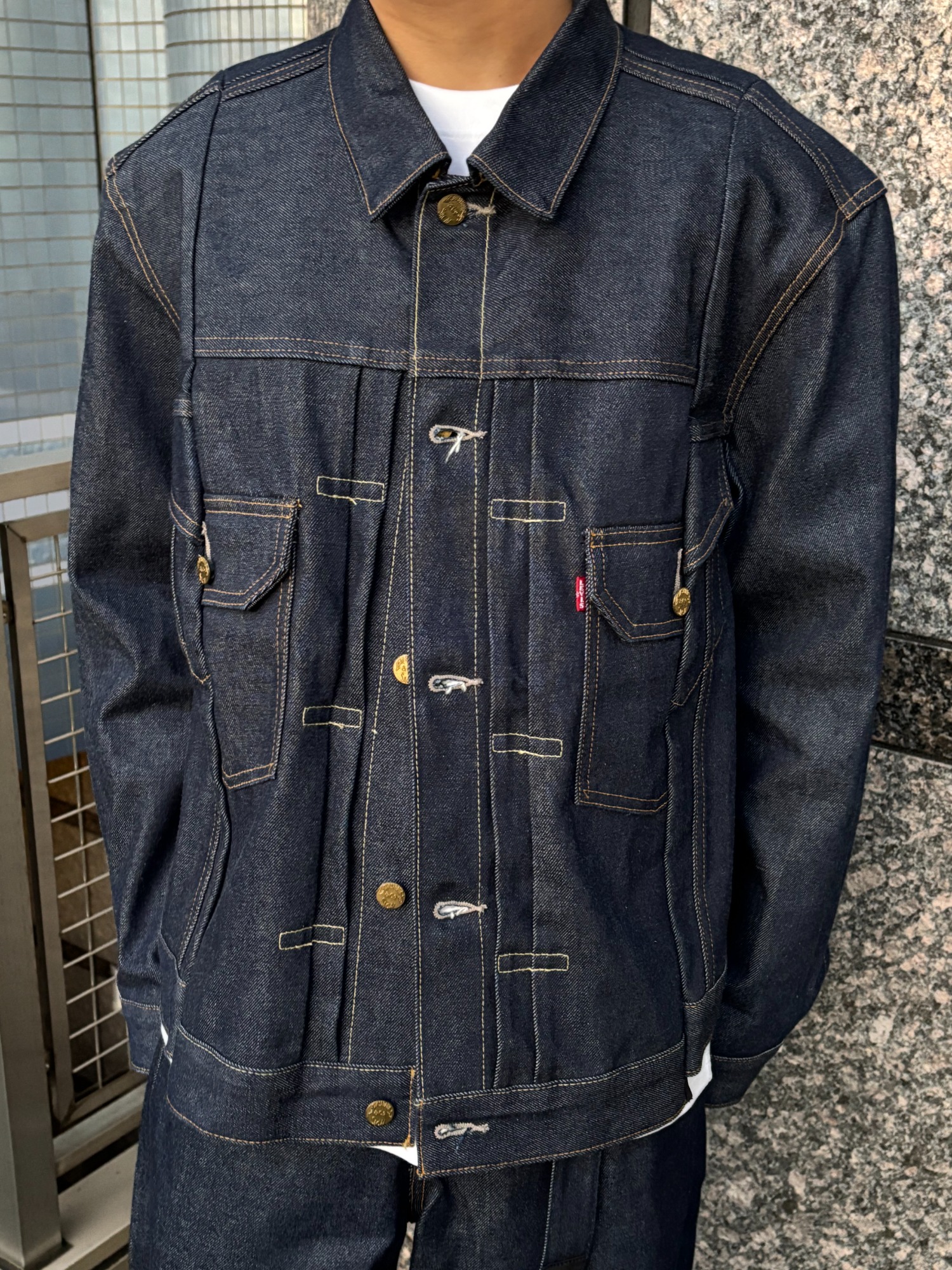 SACAI × LEVI'S より 25SS Denim Jacket ＆ Denim Pant の紹介