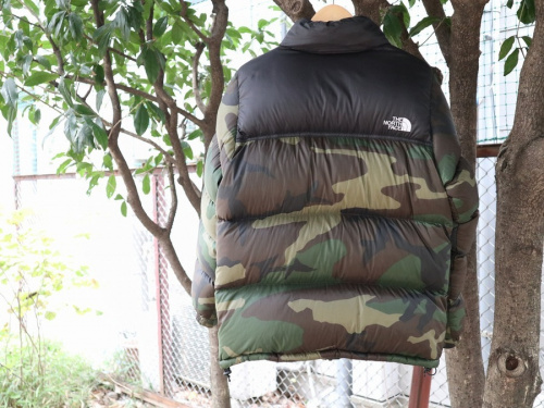 ダウンジャケットの冬物買取