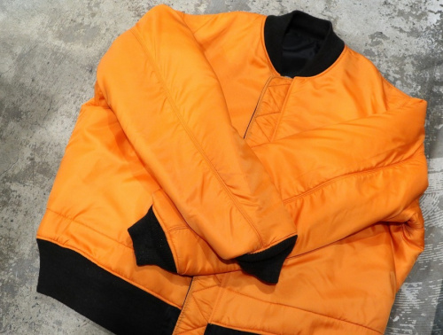 コラボ・別注アイテムのUNUSED（アンユーズド）