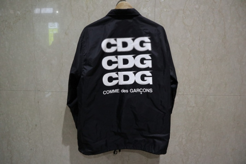 コムデギャルソンのコーチジャケット